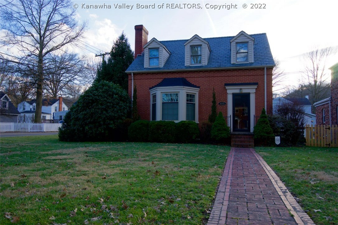 Property Photo: 4115 Staunton Avenue WV 25304