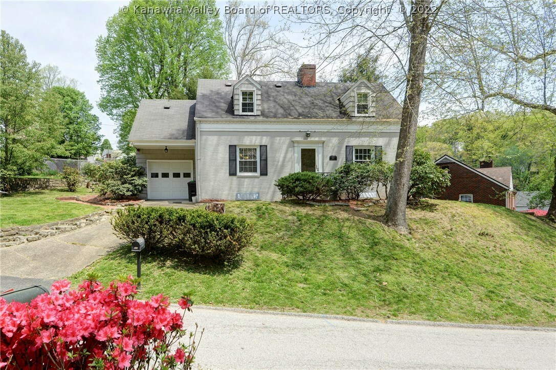 Property Photo:  806 Hamilton Circle  WV 25311 