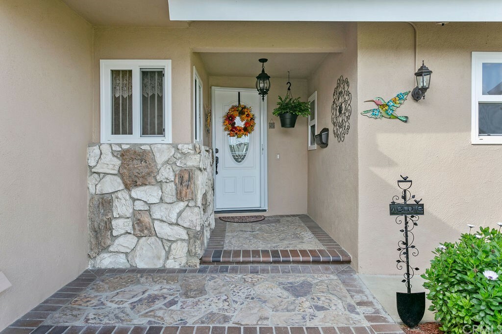 Property Photo:  16761 Montclair Lane  CA 92647 