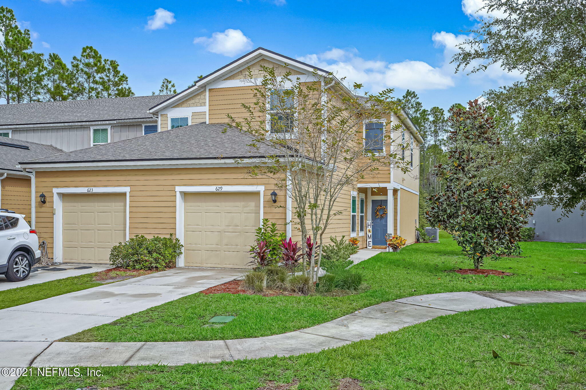 Property Photo:  629 Servia Drive  FL 32259 