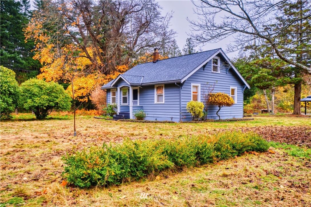 Property Photo: 340 Boundary Bay Road WA 98281