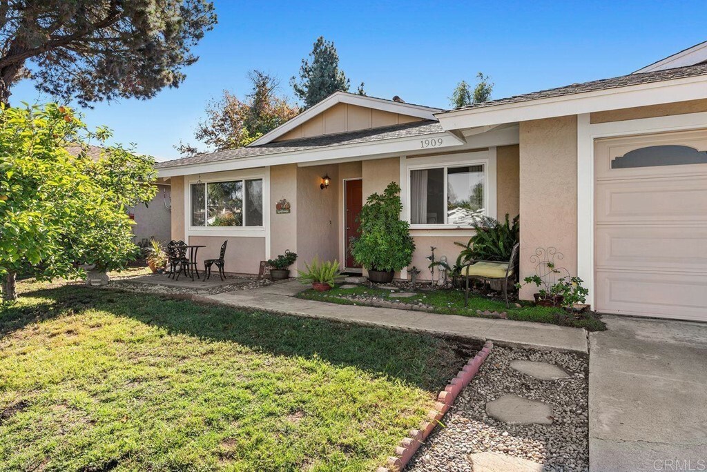 Property Photo:  1909 Lindsley Park Dr.  CA 92069 