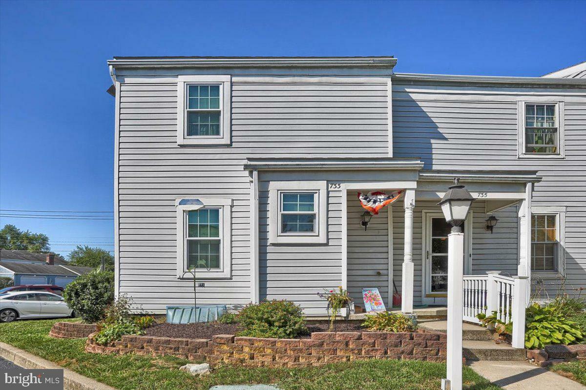 Property Photo: 733 Old Silver Spring Road PA 17055