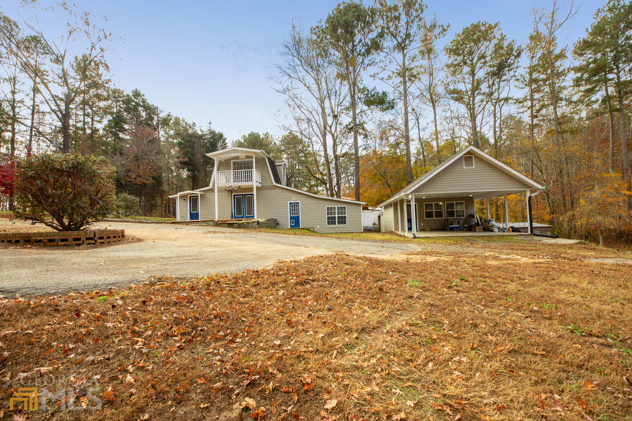 Property Photo:  300 Peggy Cole Bridge Road  GA 30180 