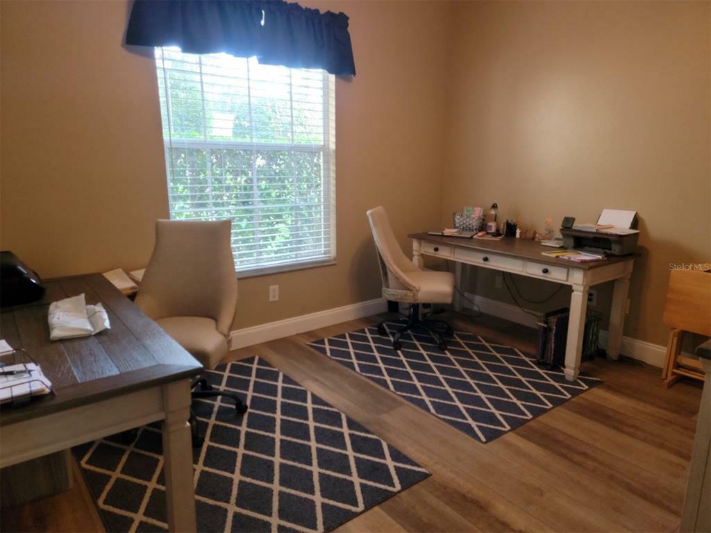 Property Photo: 360 Putnam Lane FL 32746