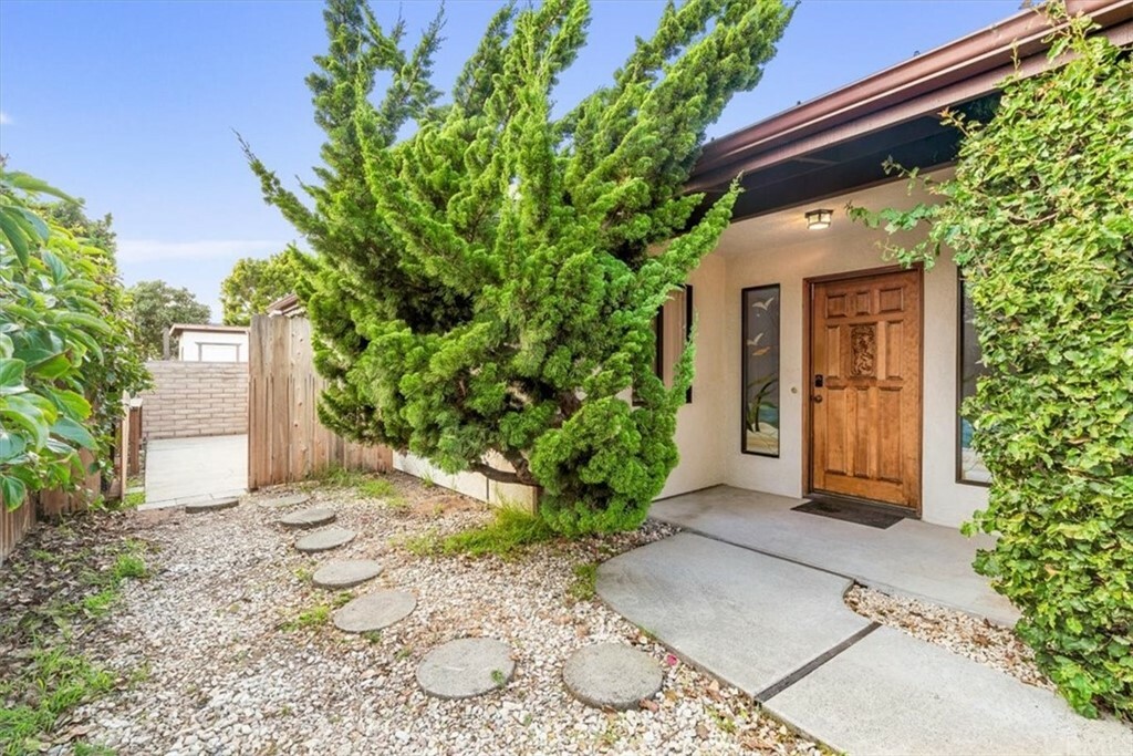 Property Photo:  1185 1st Street  CA 93402 