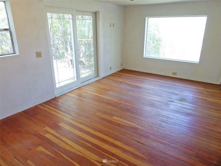 Property Photo: 133 Front Street N WA 99124