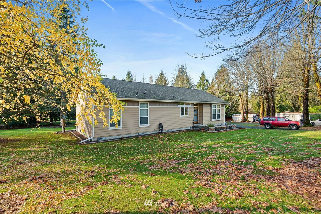 Property Photo:  120 Shannon Lane  WA 98532 