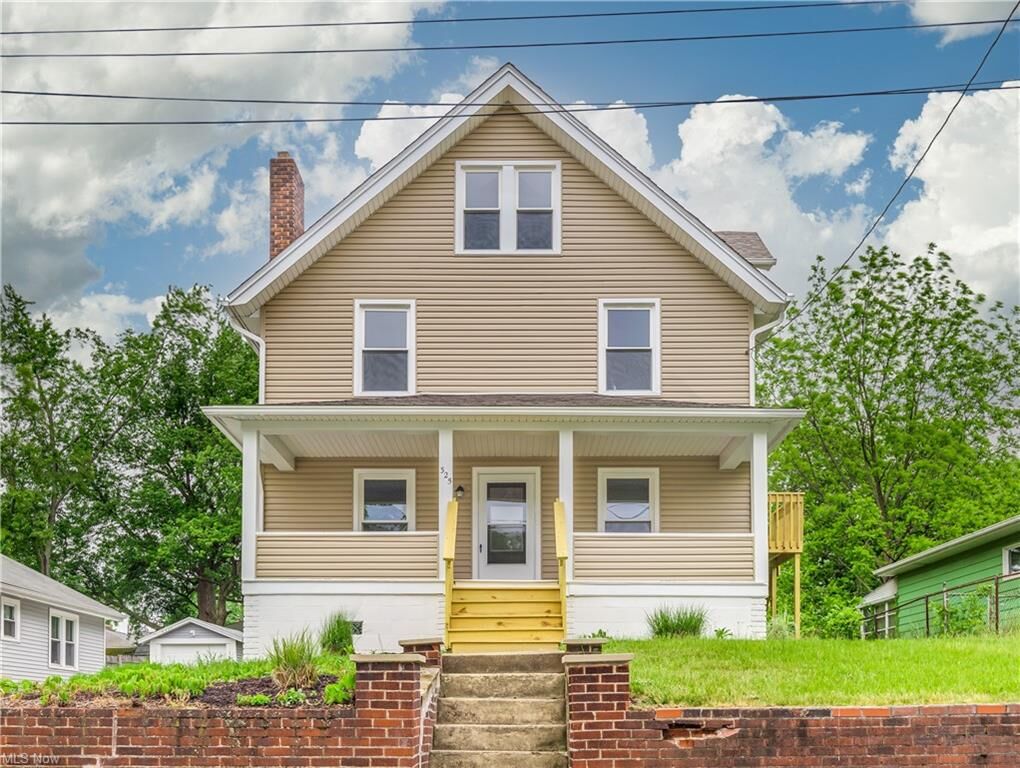 Property Photo: 325 Horton Avenue OH 44312