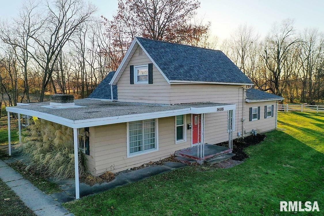Property Photo: 1688 W Main IL 61401