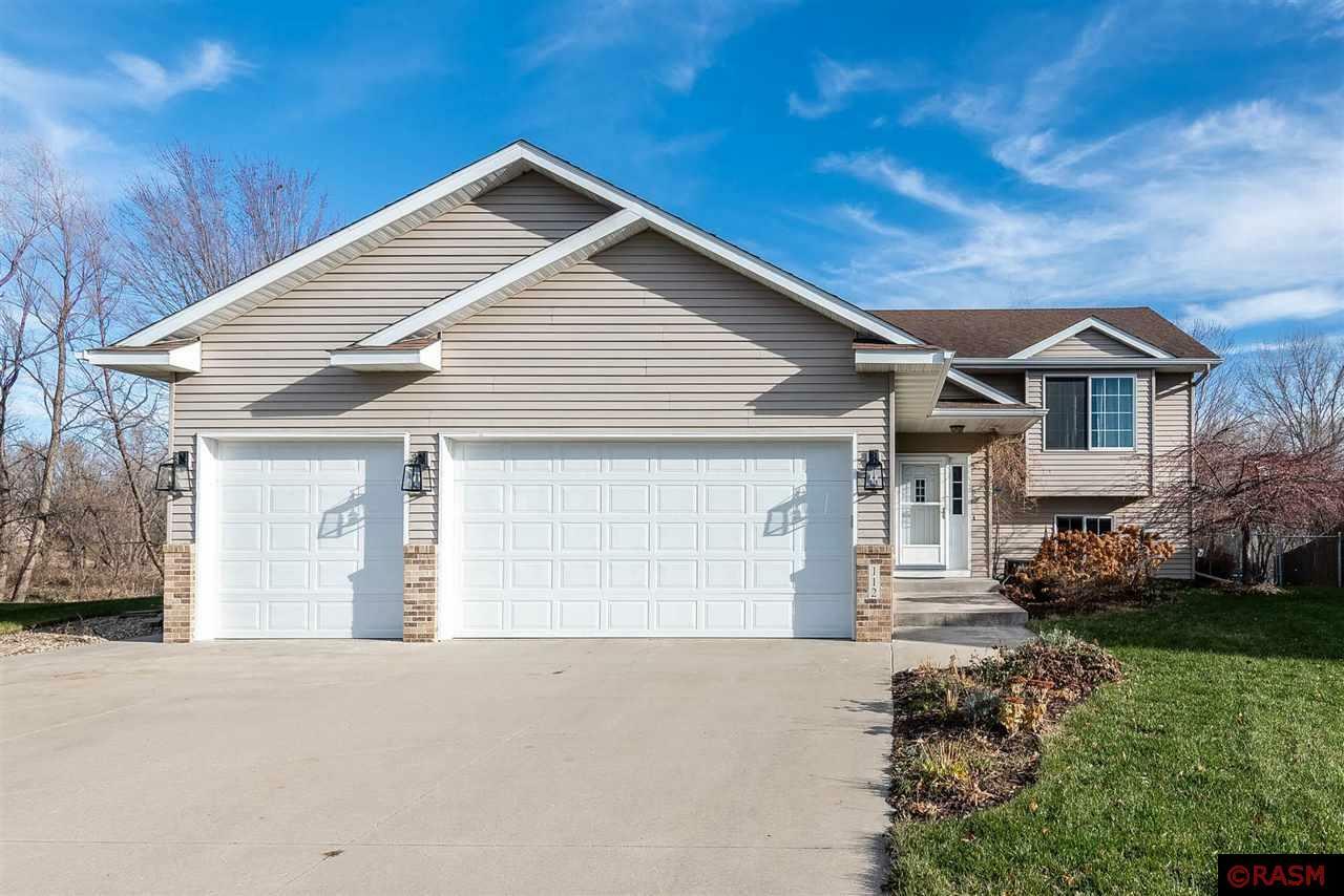 Property Photo: 112 Falcon Court MN 56024