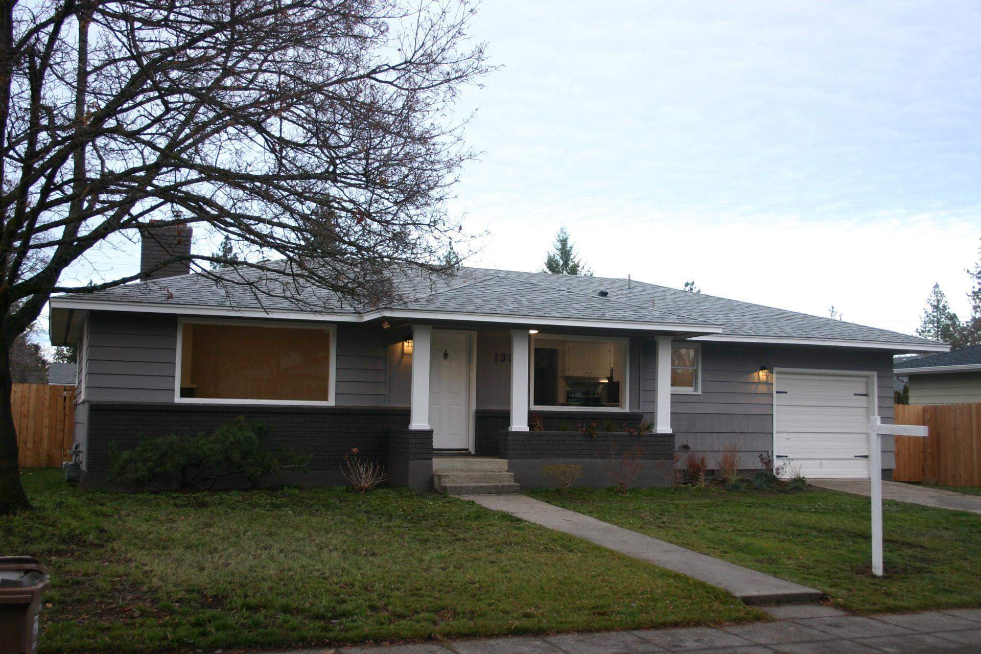 Property Photo:  1303 E 33rd Ave  WA 99203 