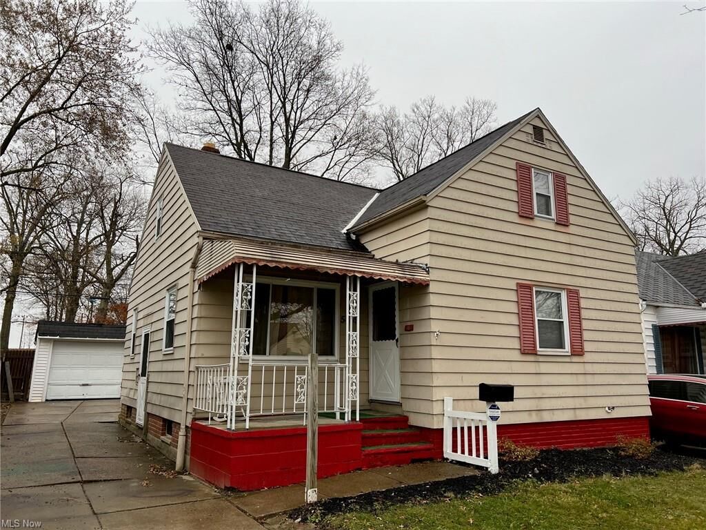 Property Photo:  5459 Oakwood Avenue  OH 44137 