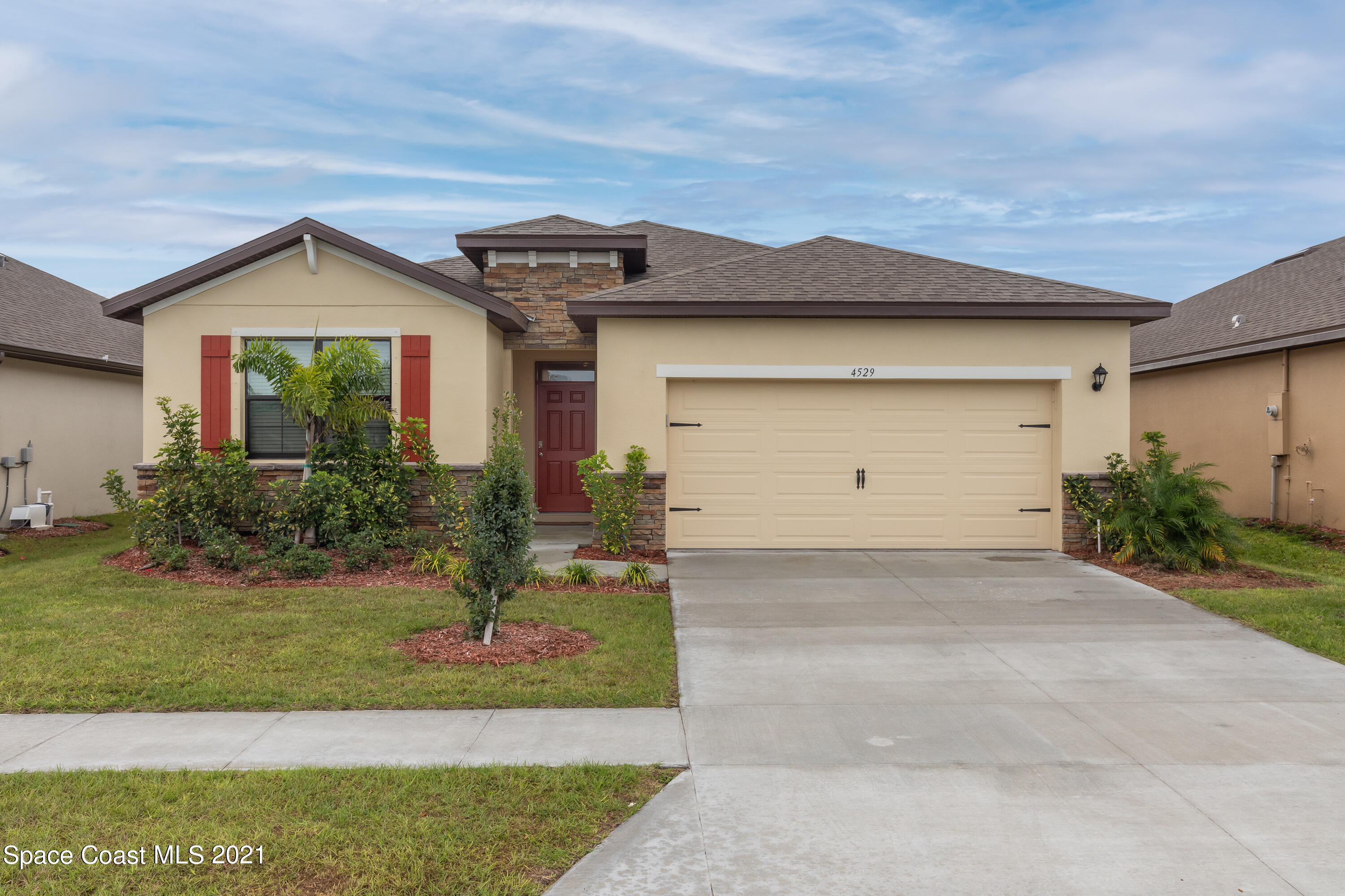Property Photo: 4529 Vermillion Dunes Lane FL 32904