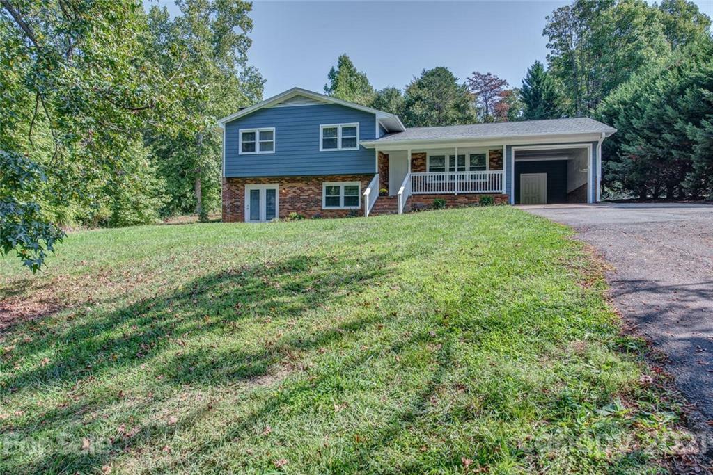 Property Photo:  8010 Black Walnut Trail  NC 28056 