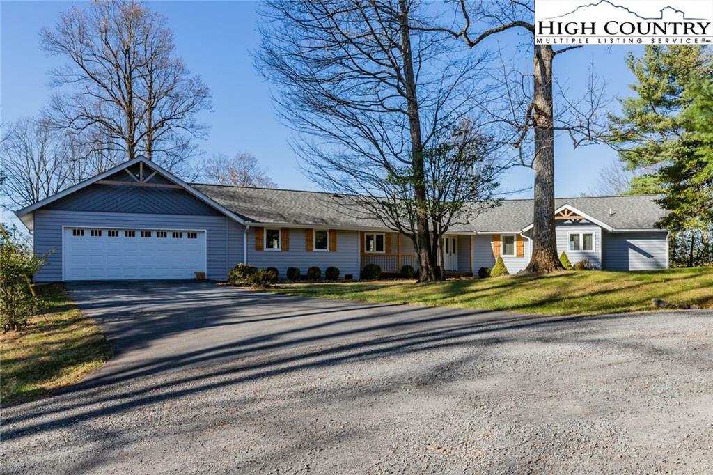 Property Photo:  610 Hollyknoll Road  NC 28627 