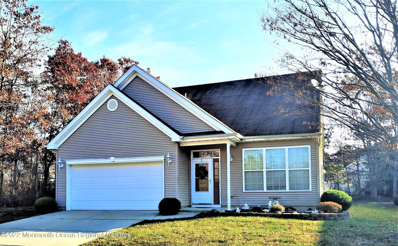 Property Photo: 27 Briarwood Drive NJ 08087