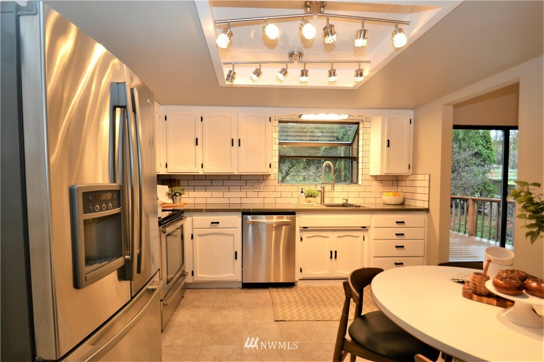 Property Photo: 27837 46th Avenue S WA 98001