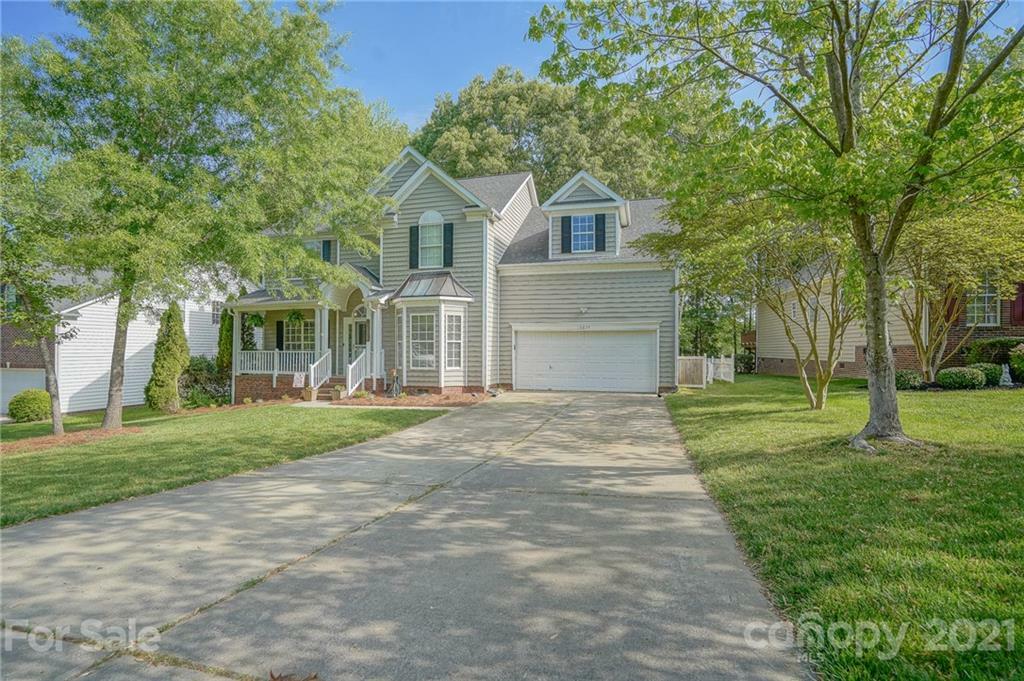 Property Photo:  10829 Sycamore Club Drive  NC 28227 