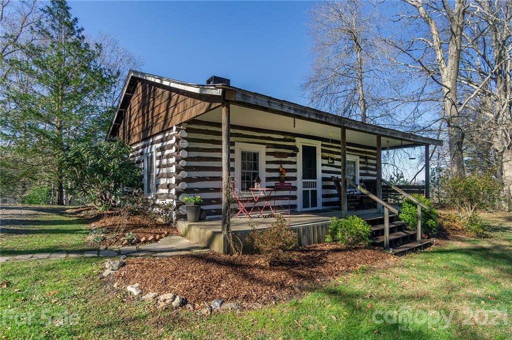 Property Photo:  65 Kuykendall Branch Road  NC 28804 