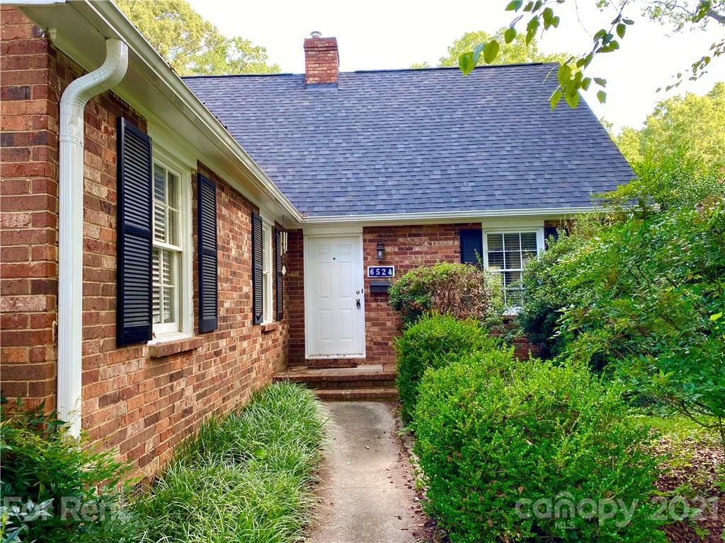 Property Photo:  6524 Park Road  NC 28210 