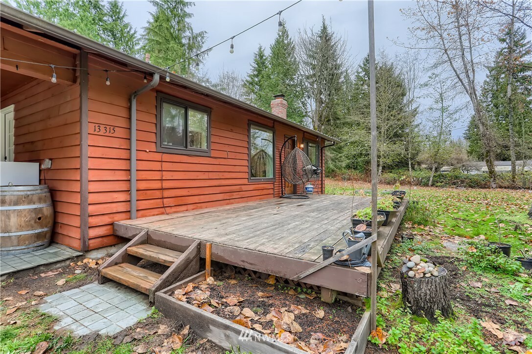 Property Photo:  13315 Odell Road NE  WA 98019 