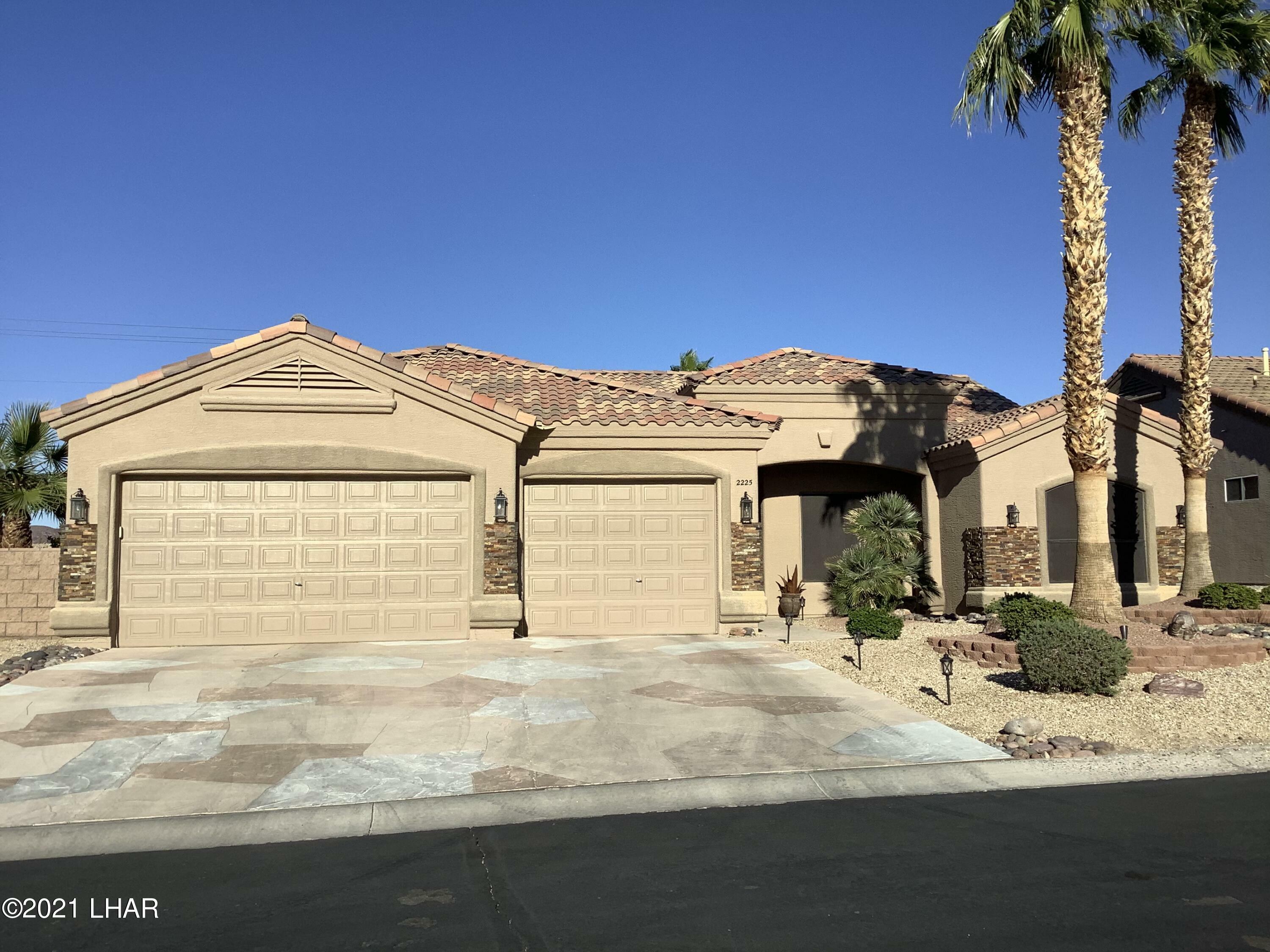 Property Photo:  2225 Buckingham Blvd  AZ 86404 