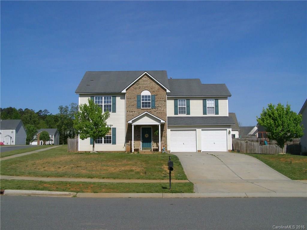 Property Photo:  3101 Twin Peaks Court  NC 28110 