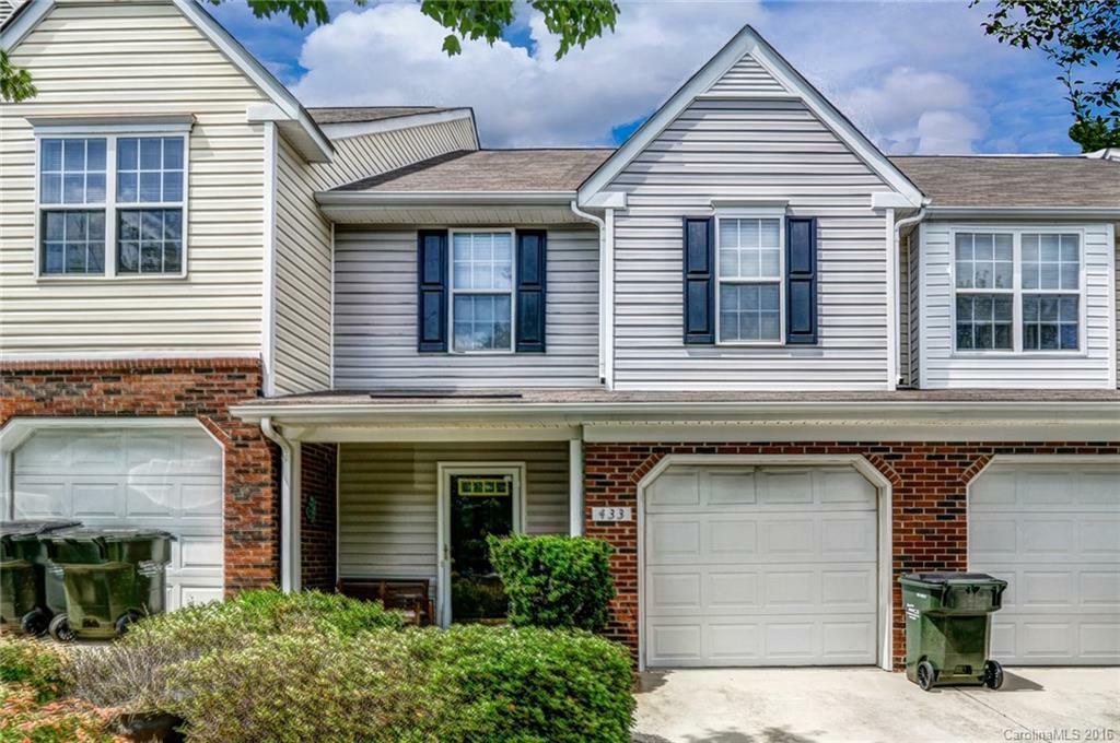 Property Photo: 433 Robin Reed Court 433 NC 28134