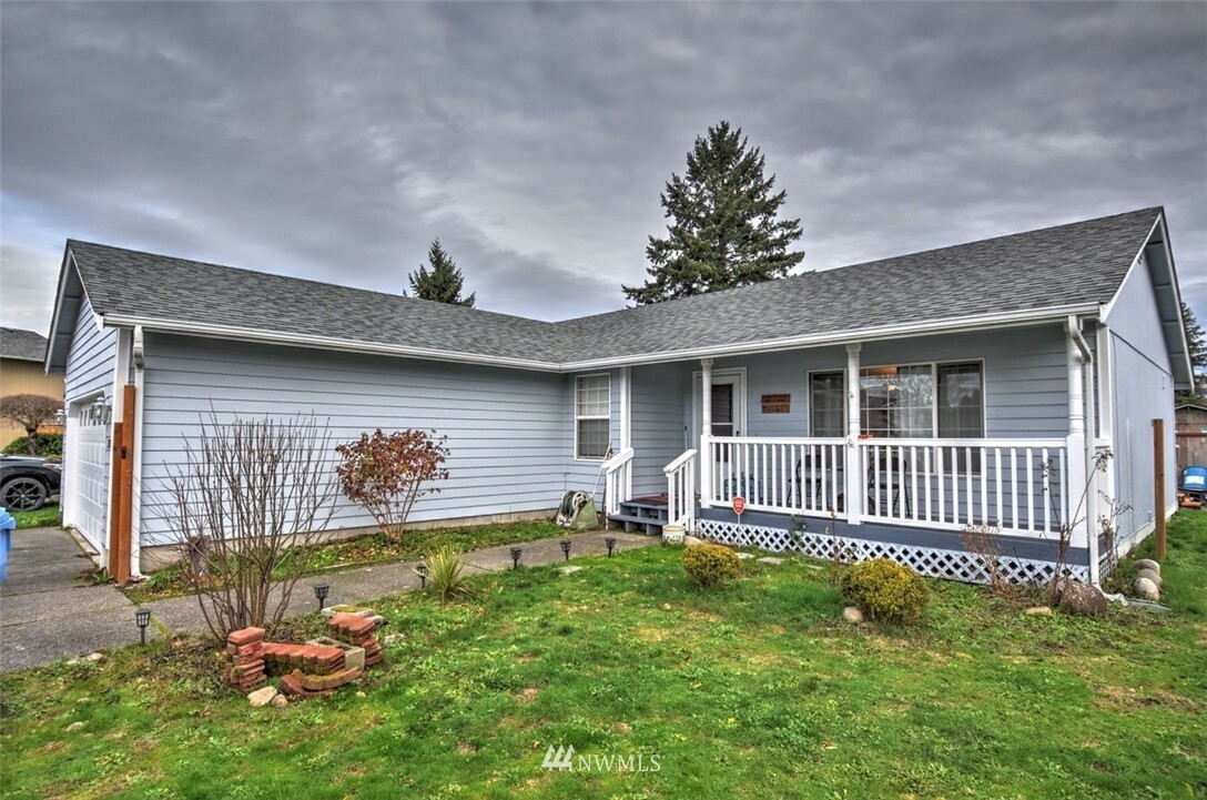 Property Photo:  15736 95th Court SE  WA 98597 