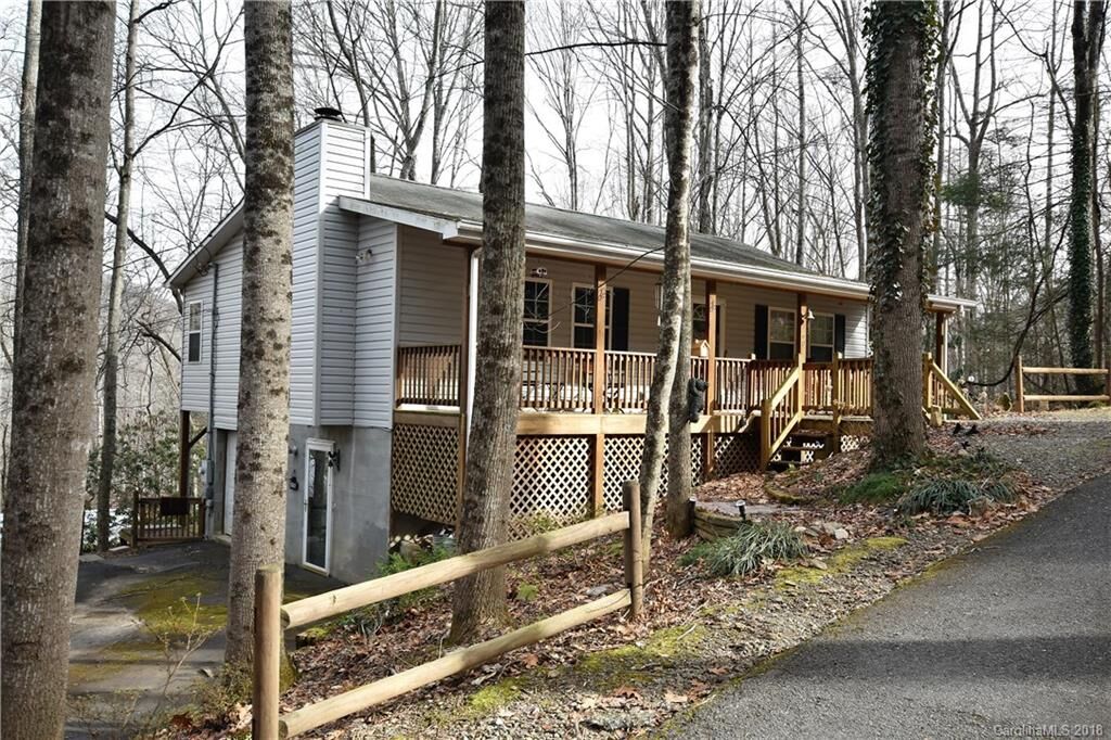 Property Photo: 60 Shady Lane NC 28751
