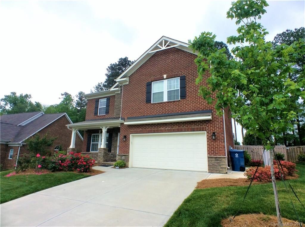 Property Photo: 5329 Poplar Knoll Drive NC 28105