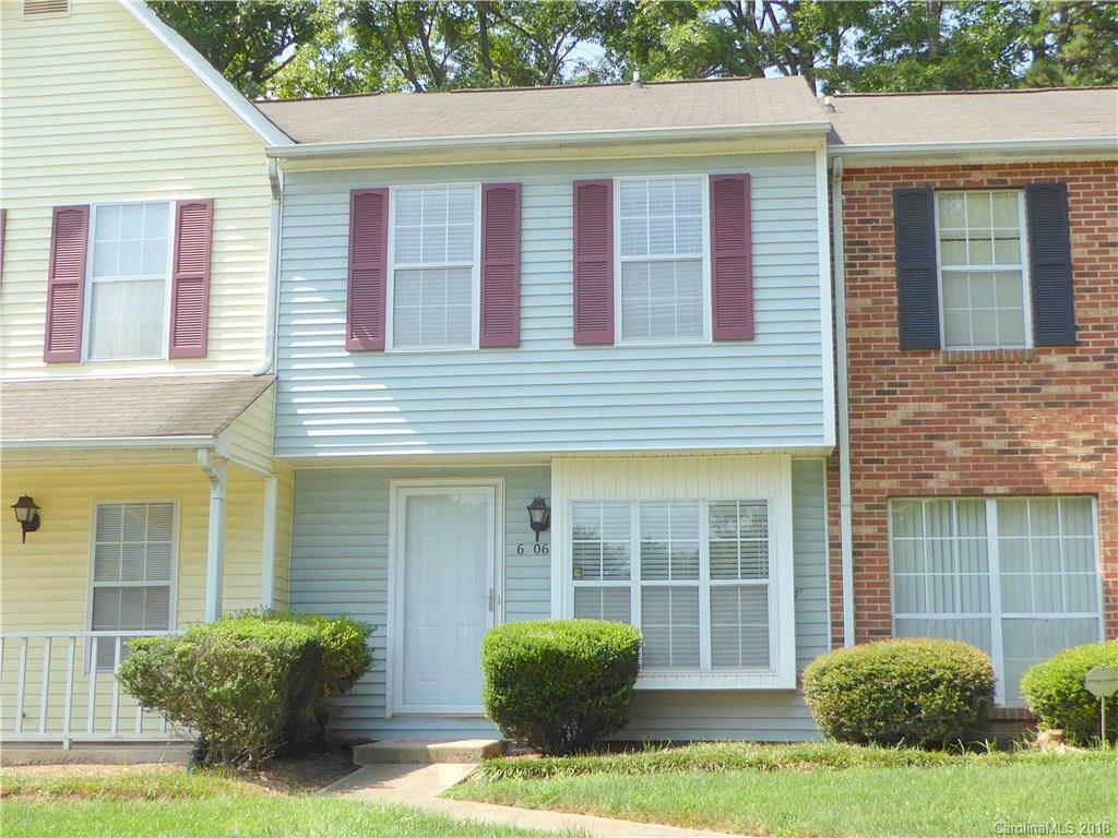 6206 Windsor Gate Lane  Charlotte NC 28215 photo