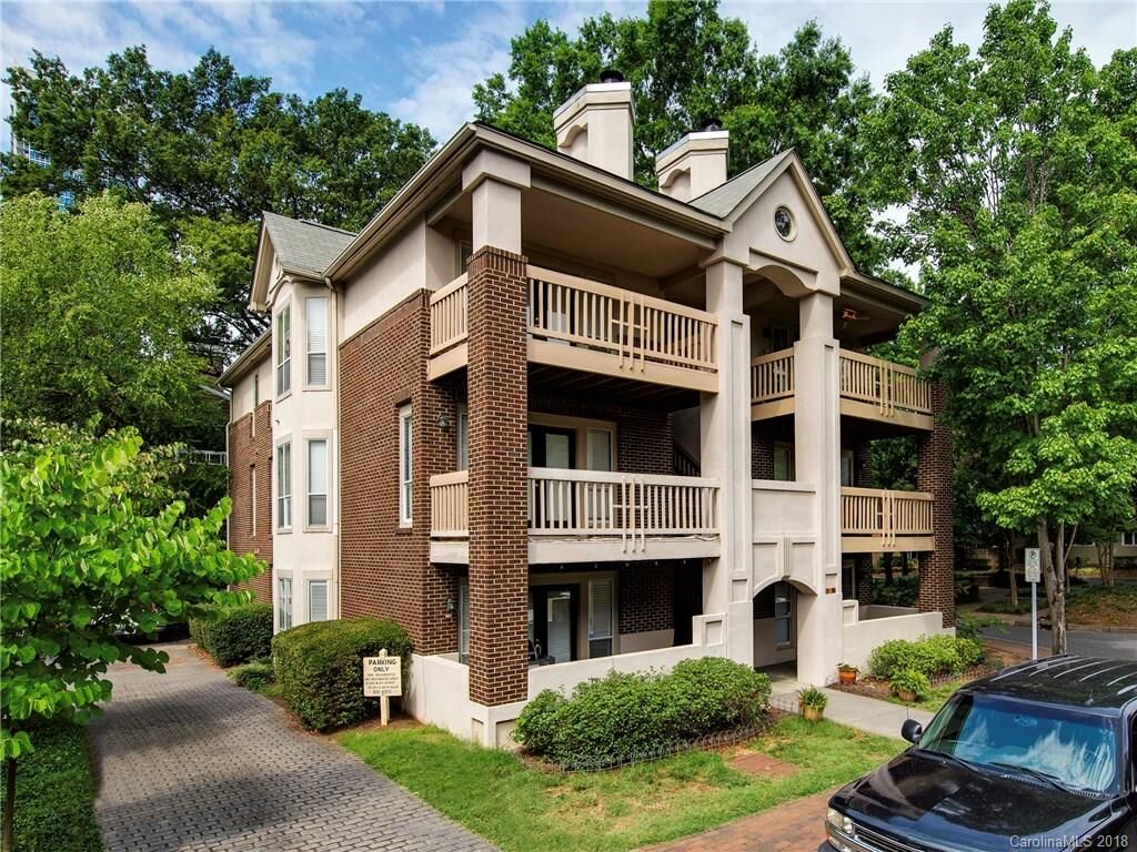 Property Photo: 409 W 8th Street D NC 28202