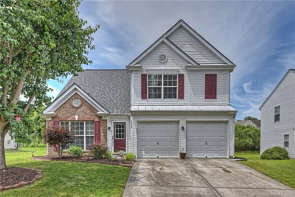 Property Photo:  2828 Old Ironside Drive  NC 28213 