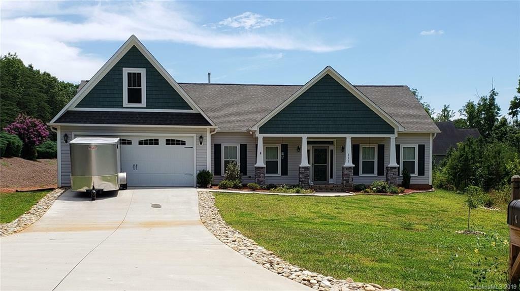 Property Photo: 111 Bayhill Road NC 28147