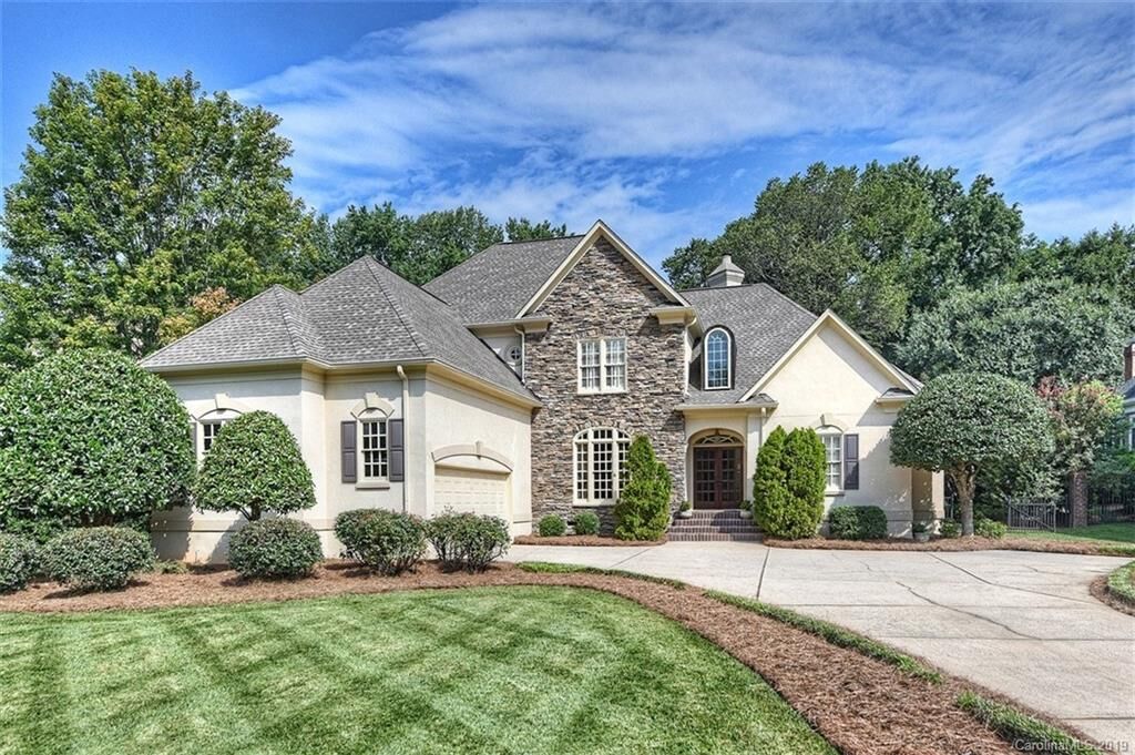 Property Photo:  1614 Rutledge Avenue  NC 28211 