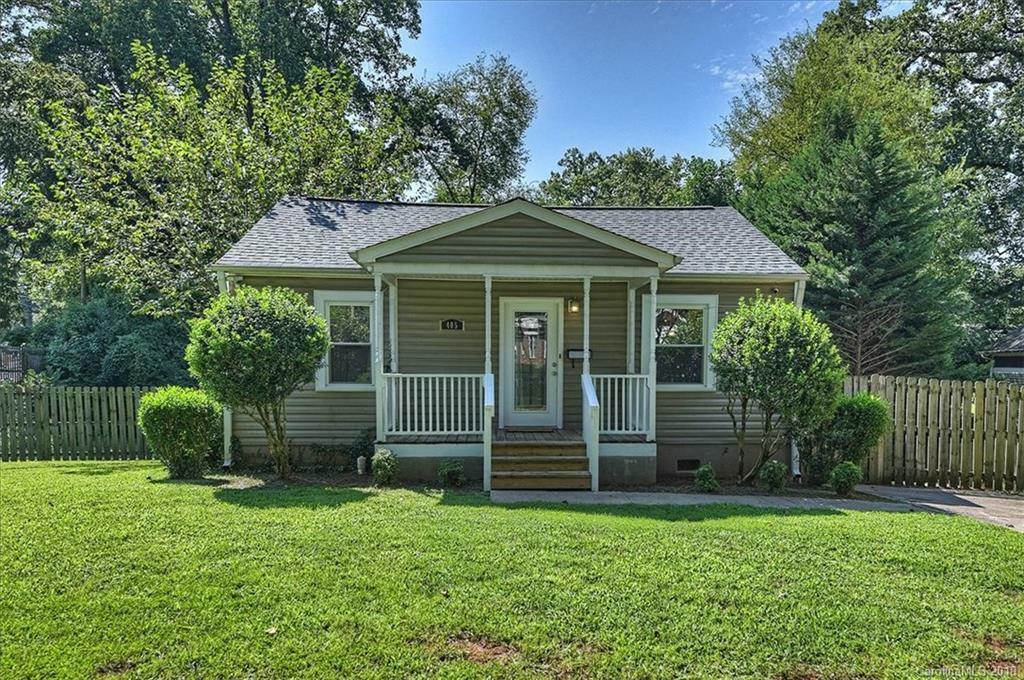 Property Photo:  405 Heathcliff Street  NC 28208 