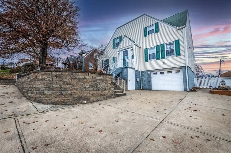 Property Photo: 3303 Hazelhurst Ave PA 15227