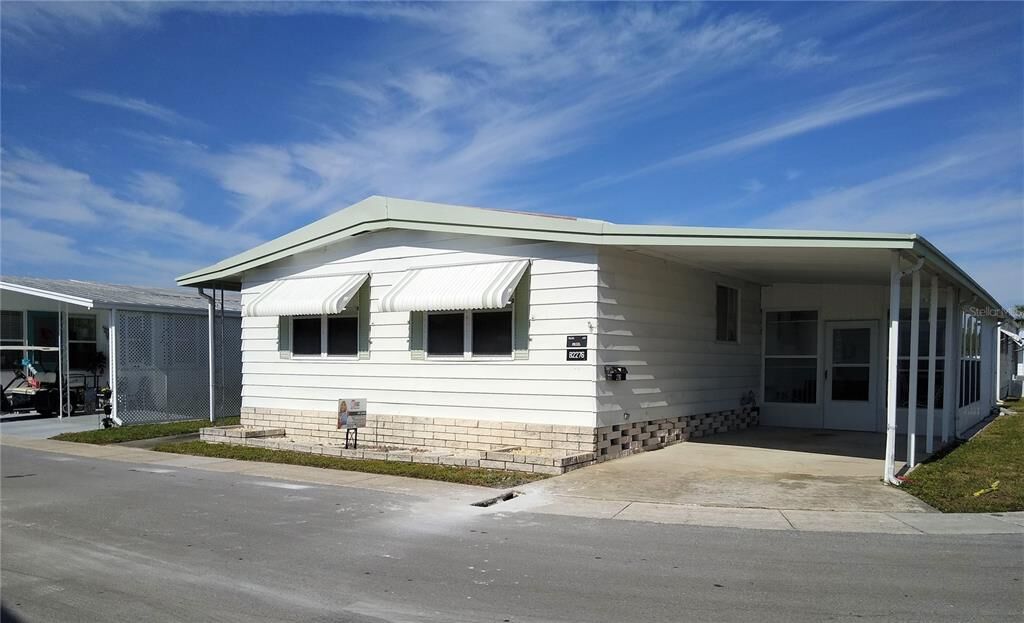 Property Photo:  82276 2nd Avenue N 276  FL 33781 