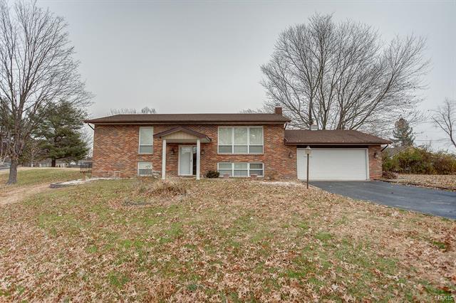 Property Photo:  3 Country Lane  IL 62243 