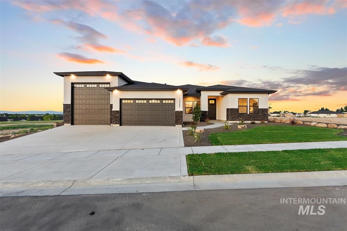 Property Photo:  13975 Levendi Ct.  ID 83607 