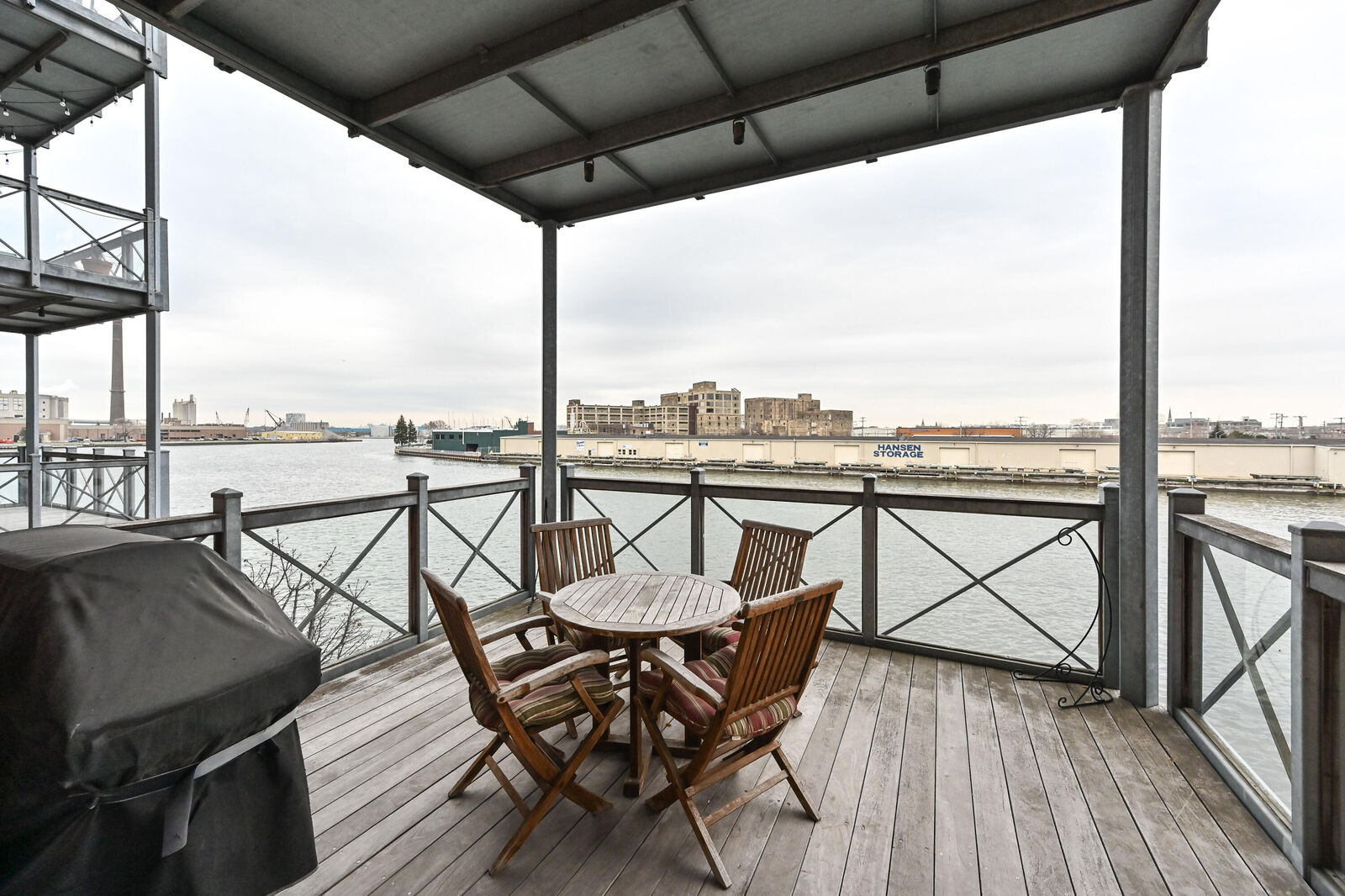Property Photo: 541 E Erie St 213 WI 53202