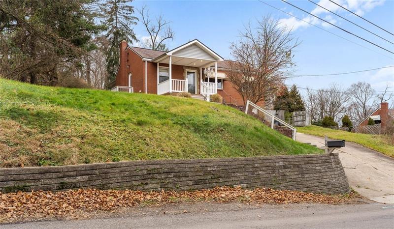 Property Photo:  129 Jacks Run Rd  PA 15214 