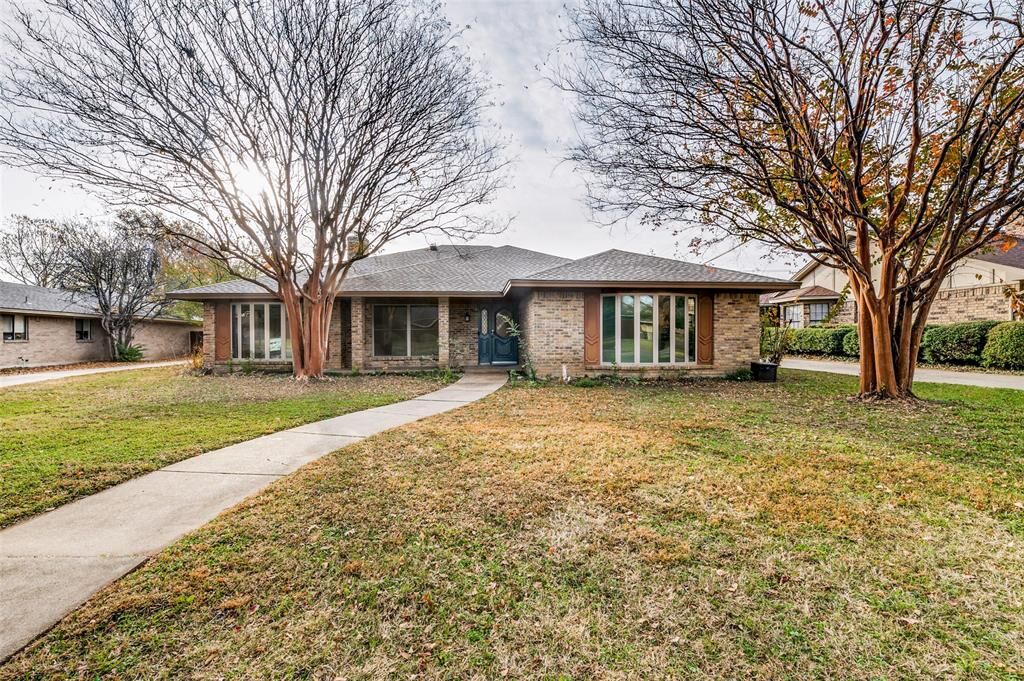 Property Photo: 4209 Capilla Street TX 76133
