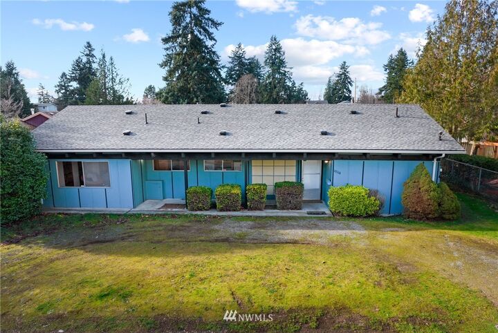 10114 Yakima Avenue S  Tacoma WA 98444 photo