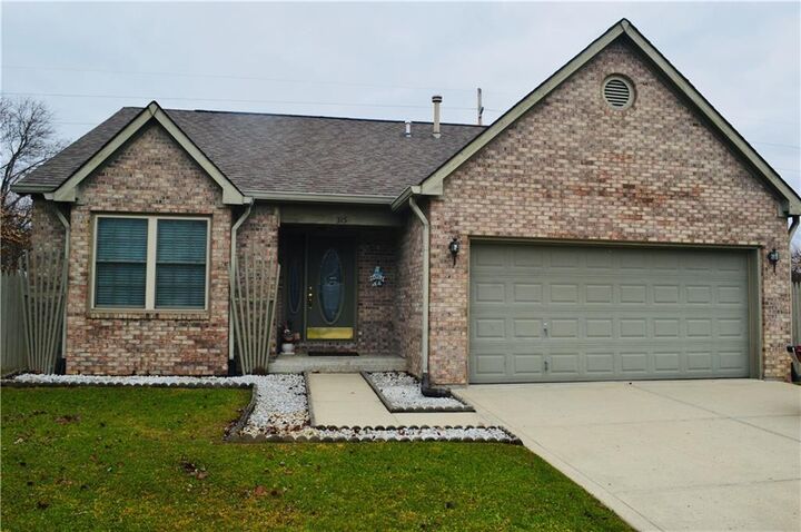 315 Cardinal Drive  Whiteland IN 46184 photo