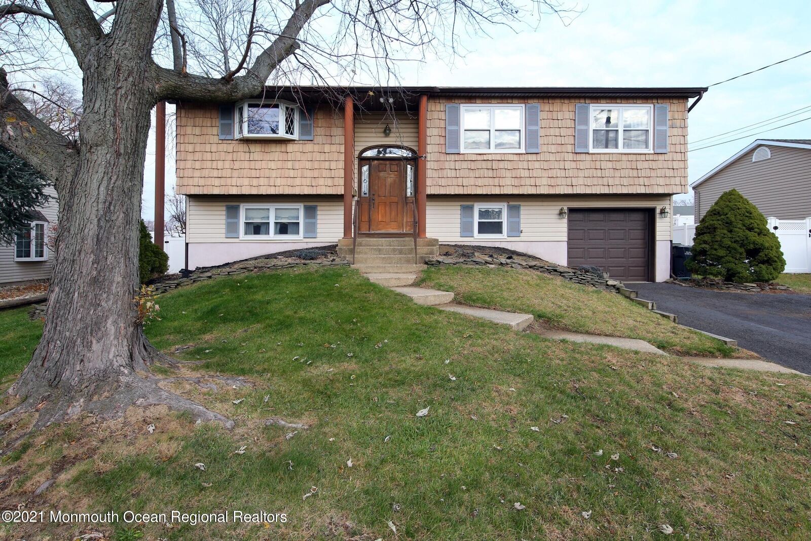 Property Photo:  5 Belfast Avenue  NJ 07730 