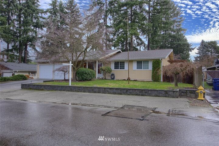35626 13th Avenue SW  Federal Way WA 98023 photo
