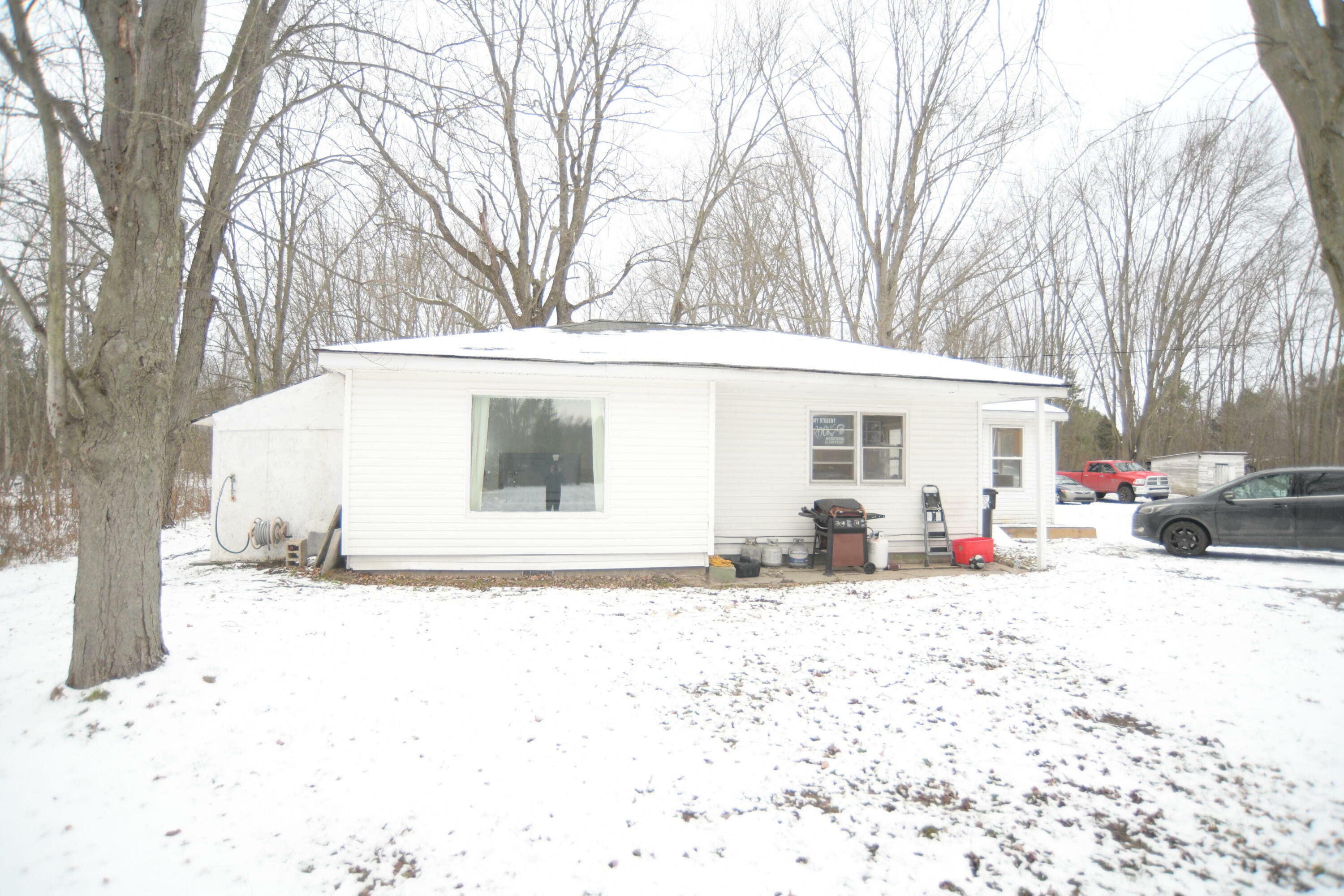 Property Photo:  13077 Apple Drive  MI 49448 